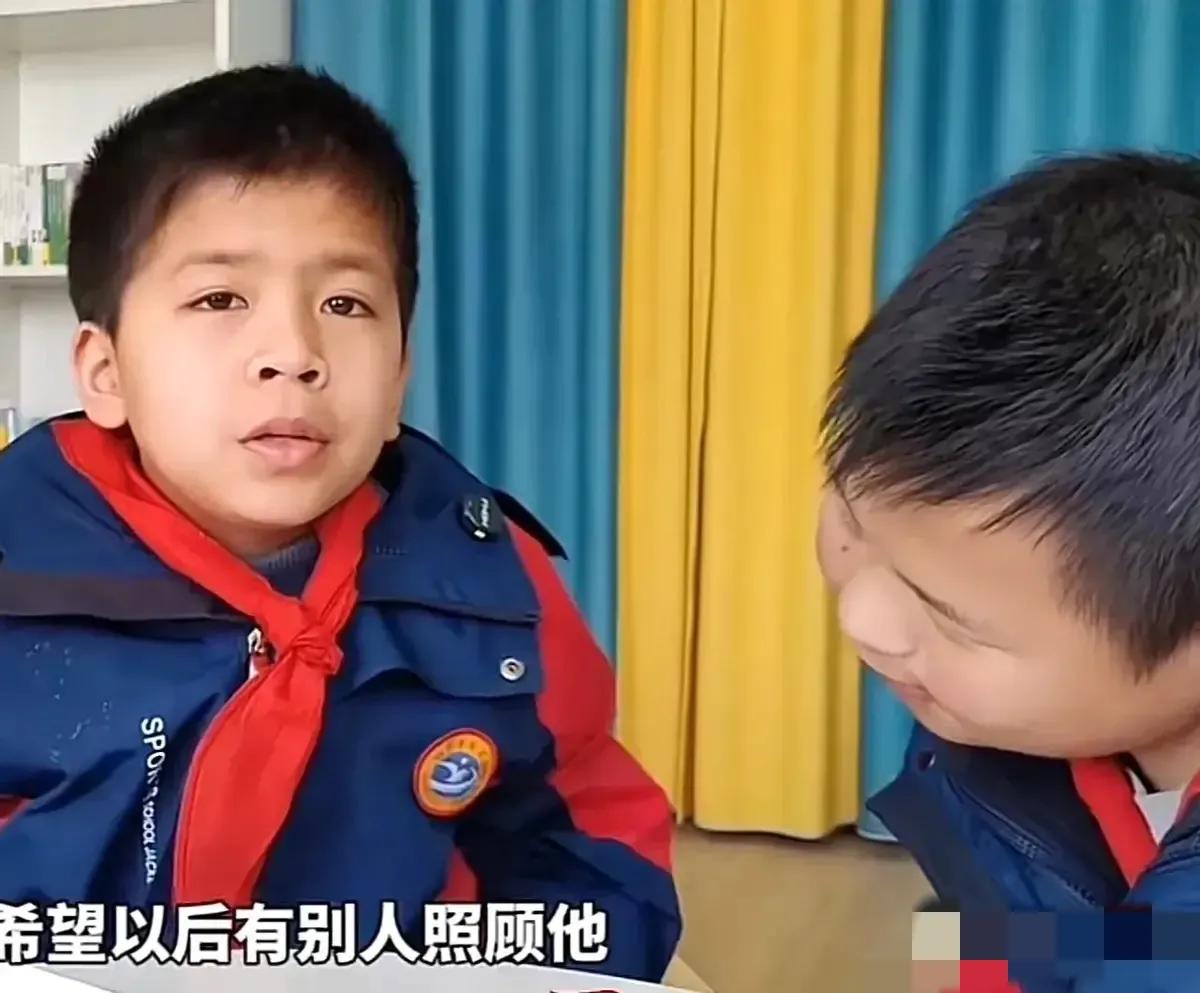 2020年江西，一男孩患有智力障碍和语言障碍，上一年级时已经11岁了，老师嘱咐一