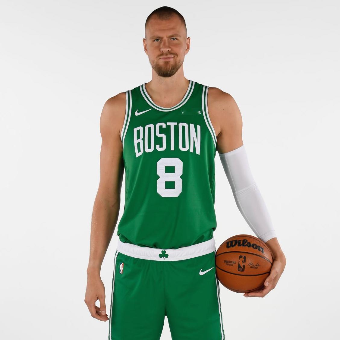 凯尔特人国度 在近三场比赛中，波士顿凯尔特人队球员Kristaps Porzin