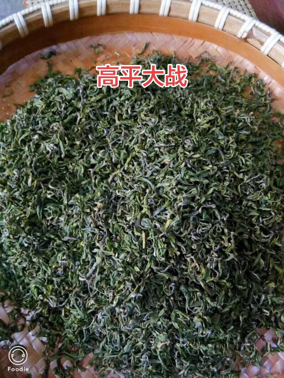 柴荣刚登基，北汉皇帝刘崇联合他的契丹干爹进攻大周。柴荣御驾亲征，双方在...