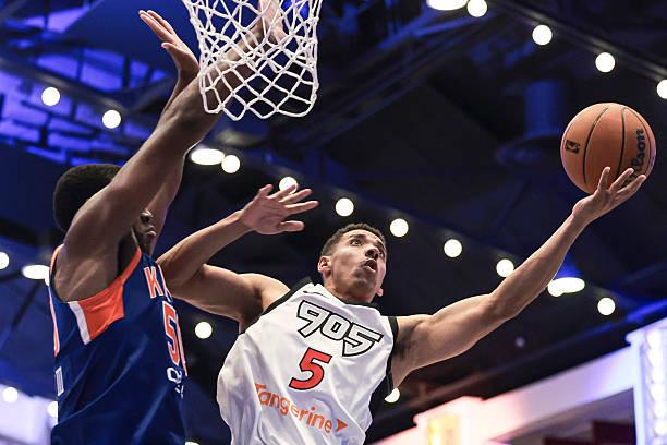 猛龙裁掉了不久前刚刚签下的后场球员泰瑞克-基（Tyrese Key）。基在4月6