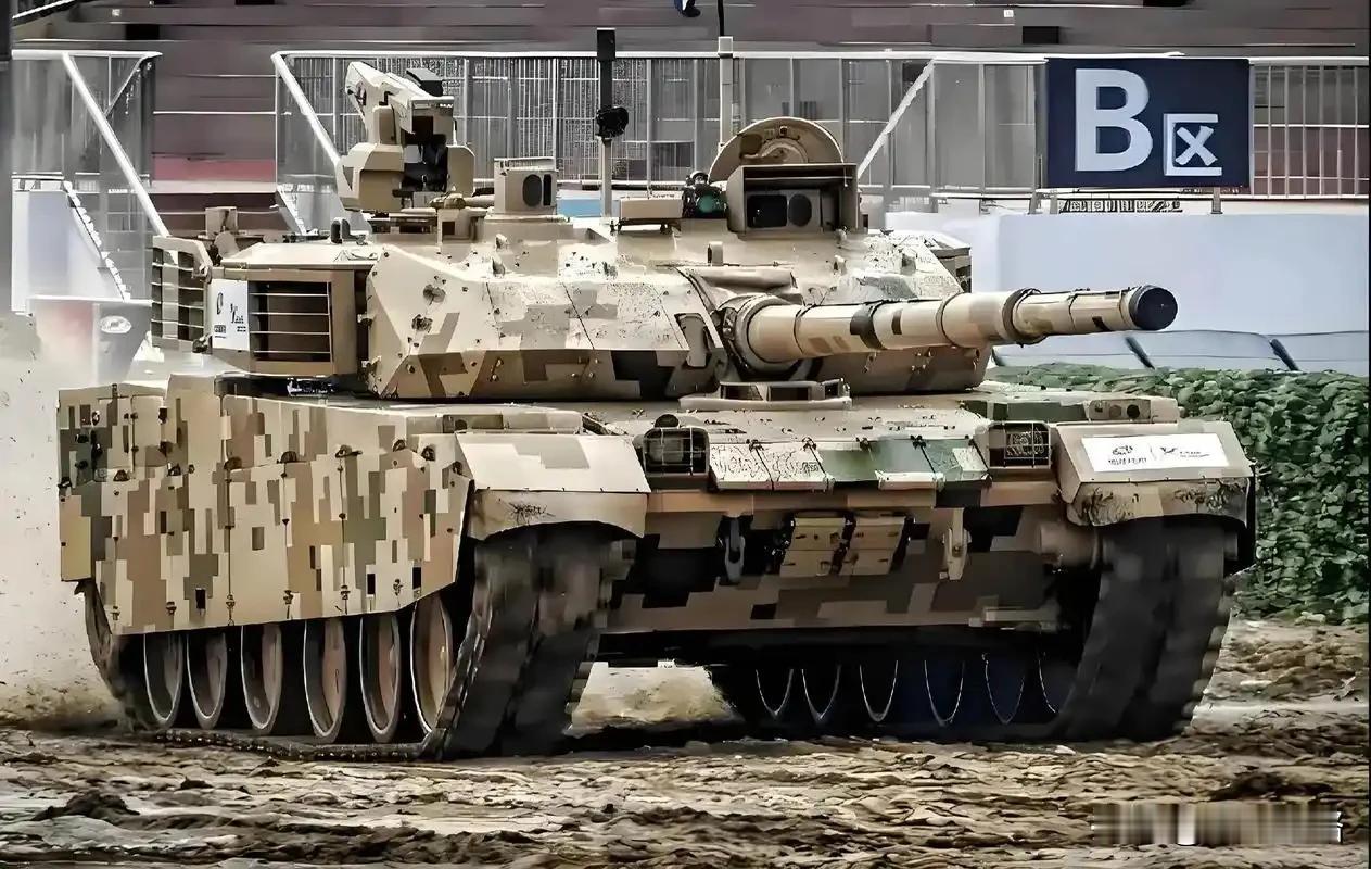 【中国VT4主战坦克炮在泰柬冲突中炸膛，听听老坦克兵解释原因】

近日泰柬边界冲