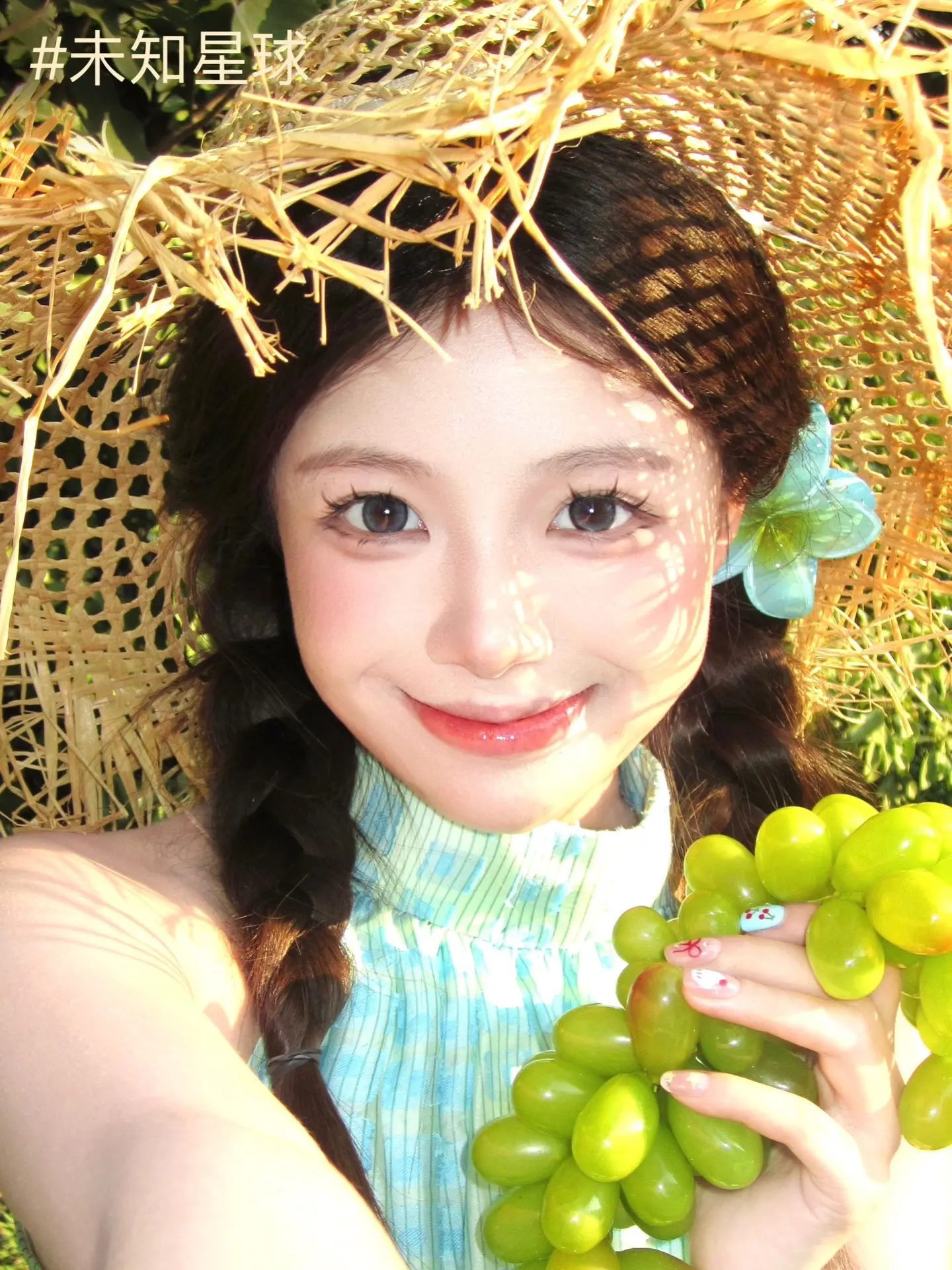 第一天 在玻璃窗上出现你的笑脸。