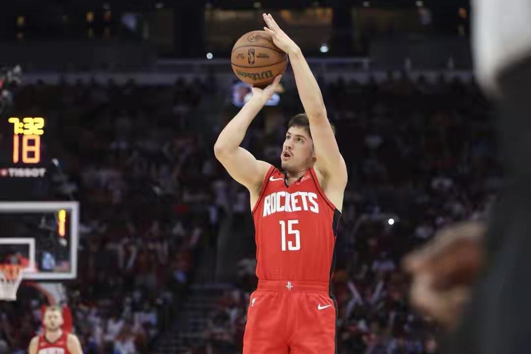 小谢好像开窍了

       火箭122-115，最后时刻逆转雄鹿。谢泼德上场