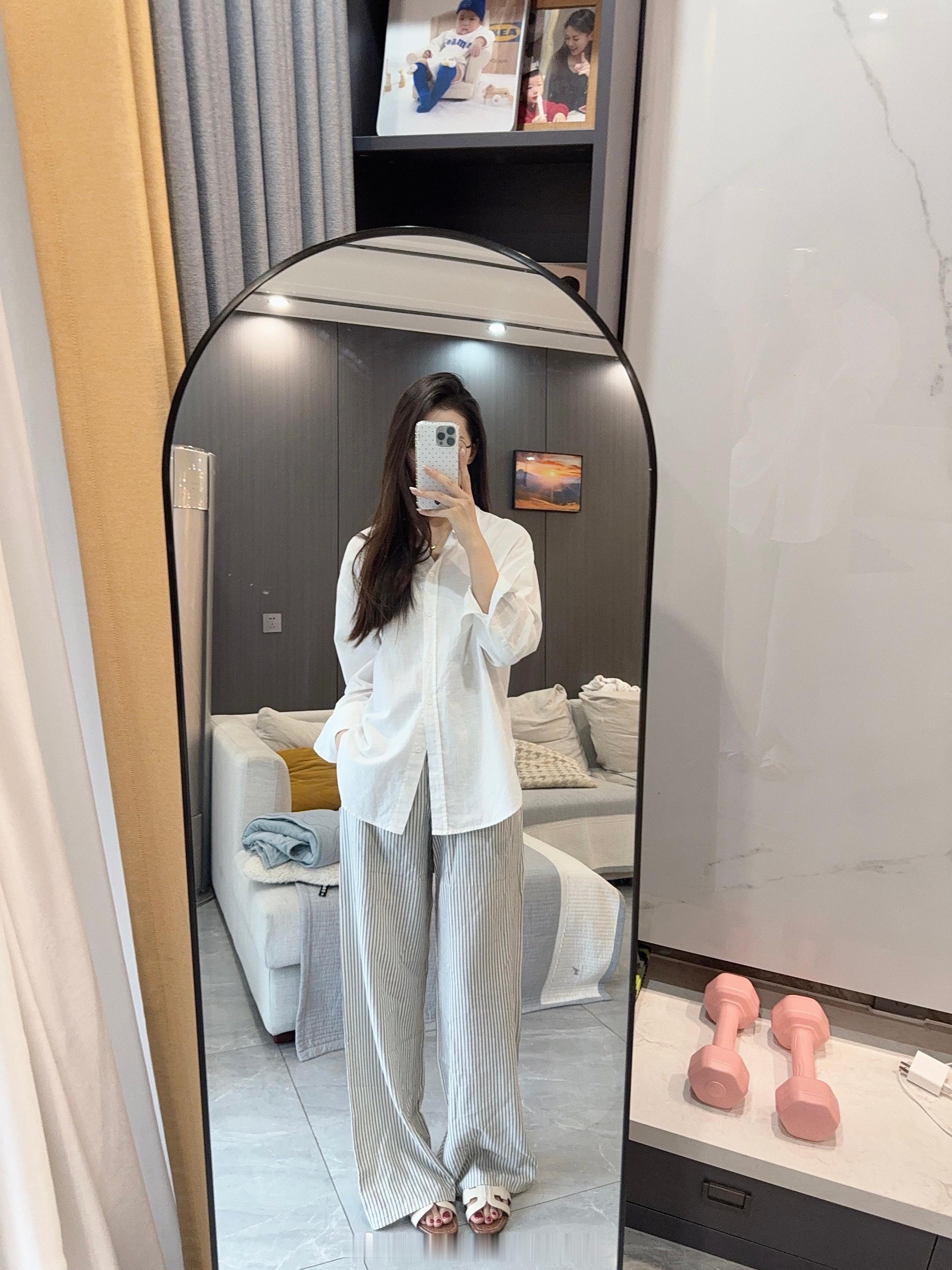 罗女士的条纹裤真舒服啊 
