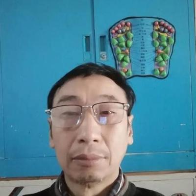 目前中国的最大问题，不是台湾问题，不是与美国的问题，也不是与日本问题，中国如今最