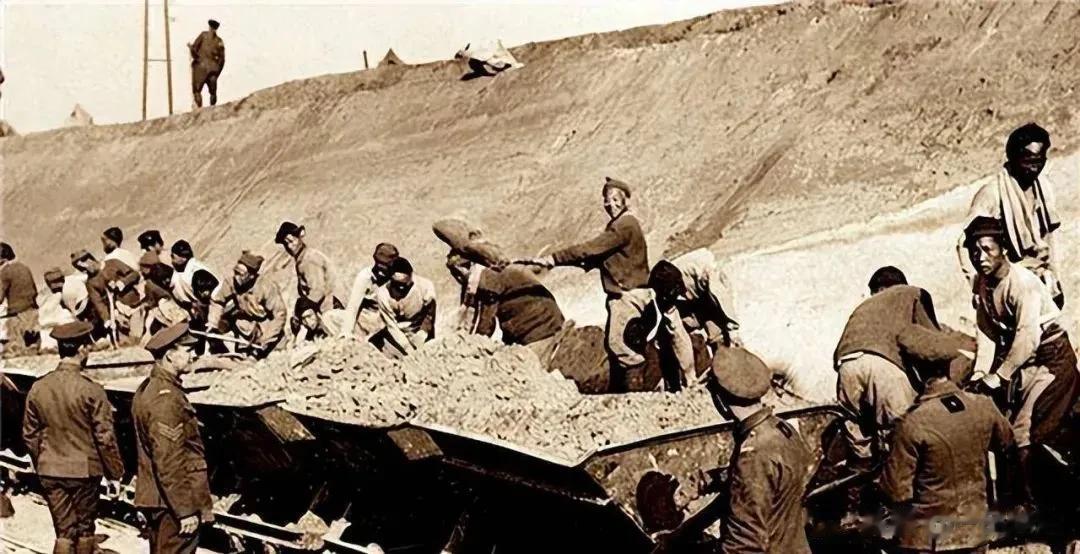 十几万华工被骗出国，说是挖煤，等他们的却是几十万的法国女郎

在历史上，每个王朝