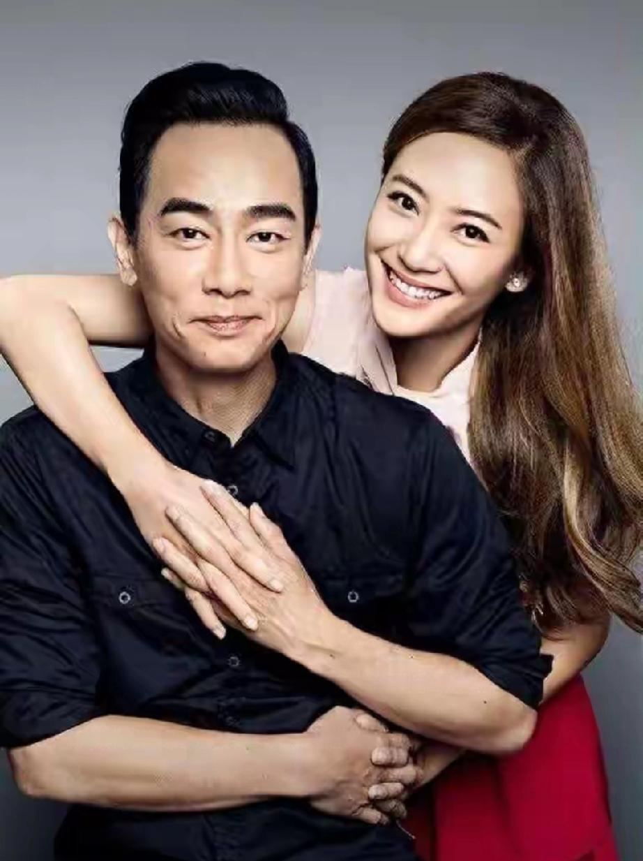 3天人设反转！陈小春演唱会哭成泪人，17年前夜店旧闻被爆
 
    4月19日