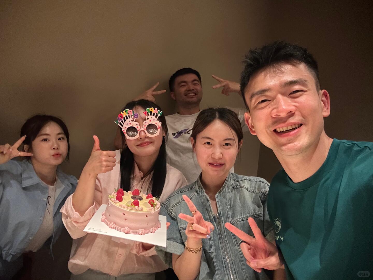 蔡侑玎🍠更新：🎂谢谢大家的生日祝福🥳🎉我度过了一个愉快的生日🩵谢谢大家