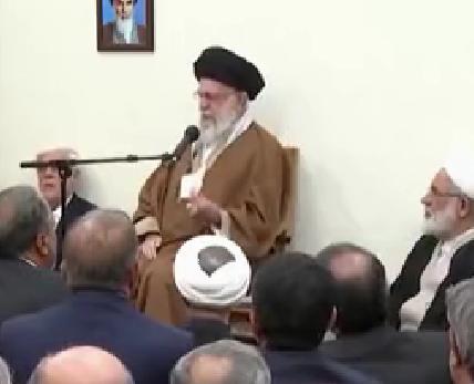 面对目前伊朗的紧张局势，特别是美国林肯号航母打击群已经到达印度洋，并且关闭应答器