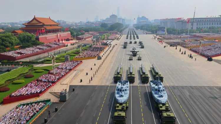 嘿，特朗普承认看中国阅兵还说“让人印象非常深刻”这事挺有意思。当地时间9月3日，