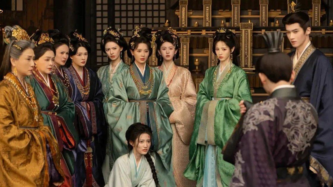 很多人只盯着《嫁金钗》全员恶女的表象，却忽略了决定这一局面的底层参数：极端资源约