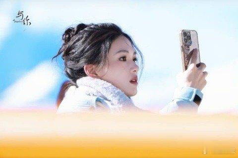 沈羽洁缺氧也消停不了一点 沈羽洁新疆vlog的三分钟，满是温暖与美好。美貌如画，