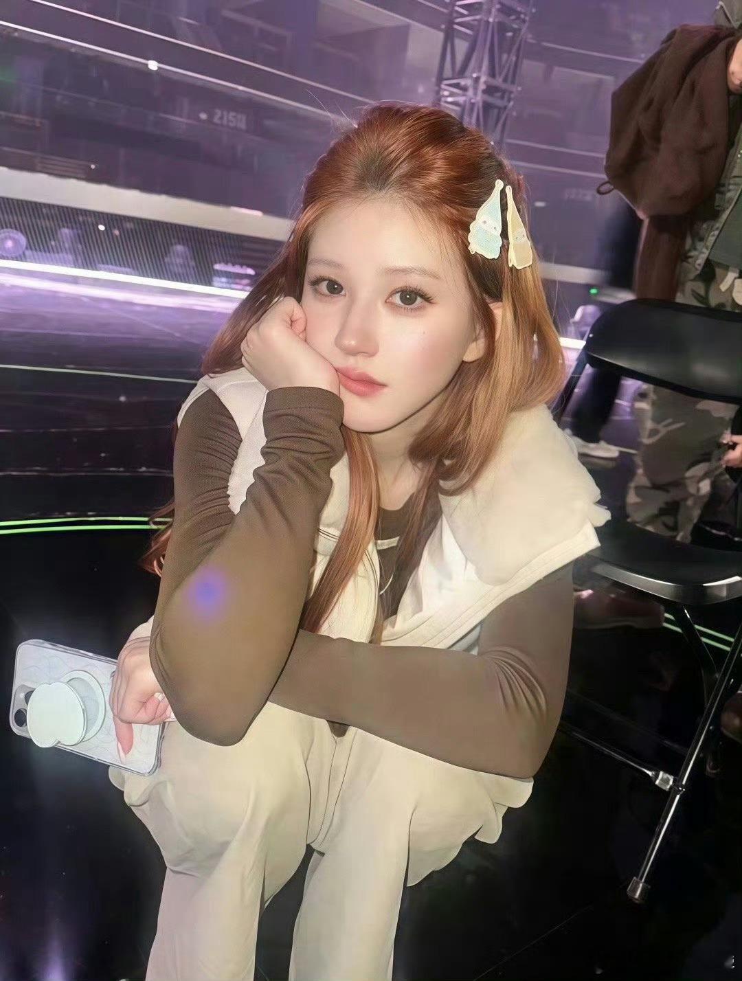 赵露思生日会预热图，「思念如面音乐会」 ​​​