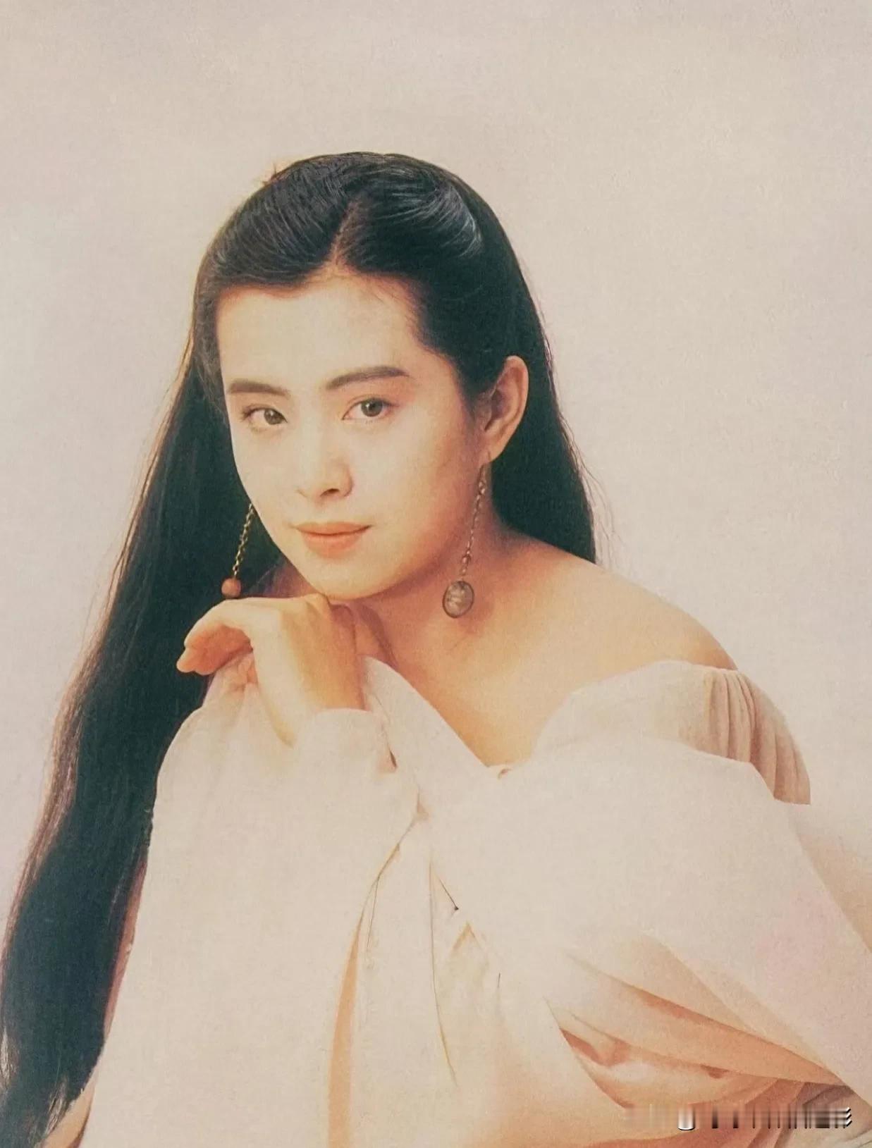 你笑时，雷声温柔，暴雨无声🌺王祖贤 神仙姐姐女神