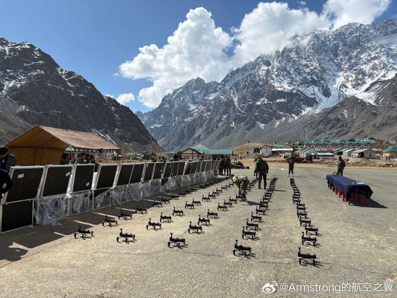 烽火问鼎计划 部署在中印边境附近的一支印度陆军部队接收了一批FPV自杀式无人机。