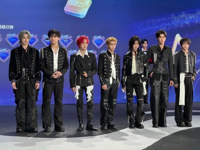 巅峰之夜谁扛住了原相机直拍 看完只想说以后别老修图了，这原相机里的状态比精修不知