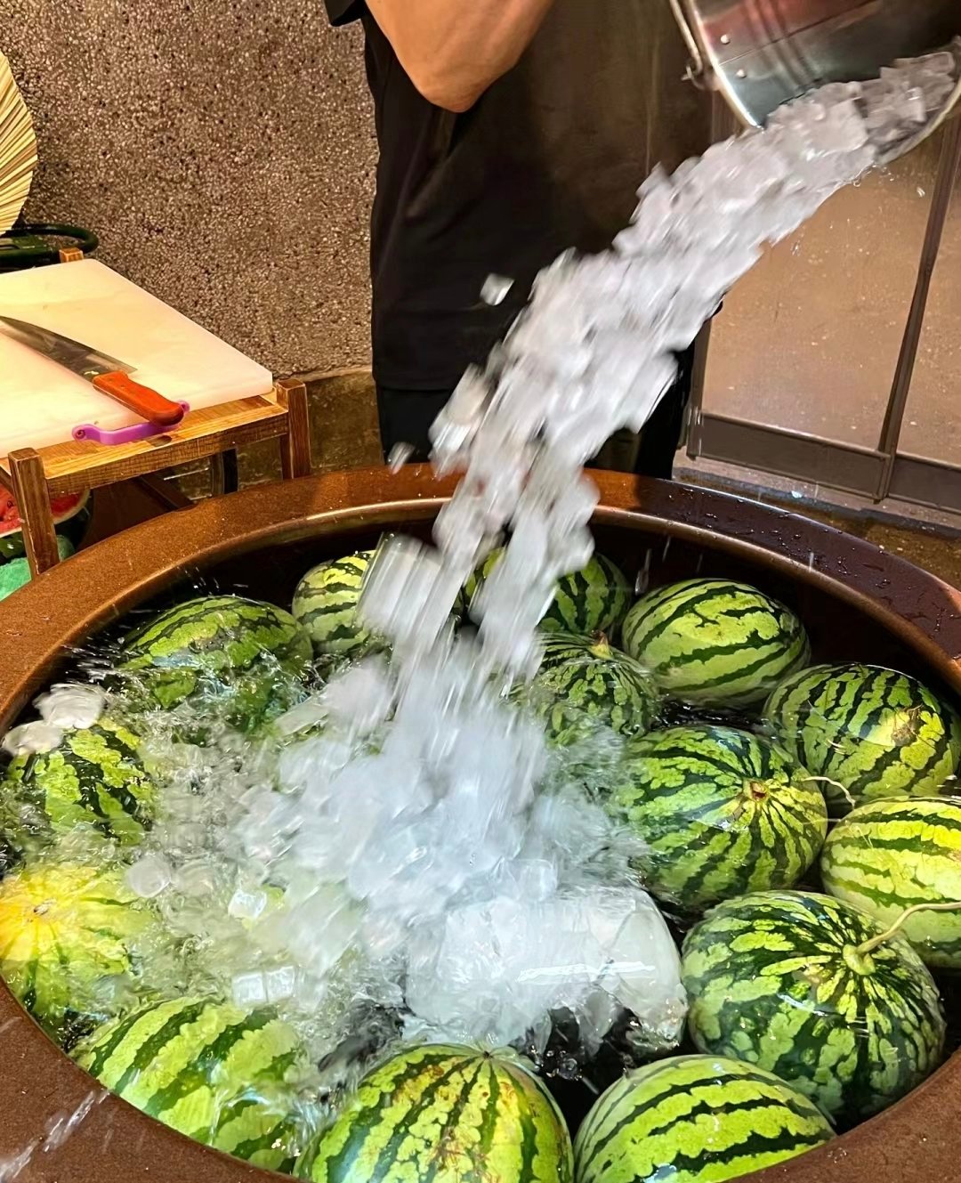 夏日清凉，暑期快乐。 