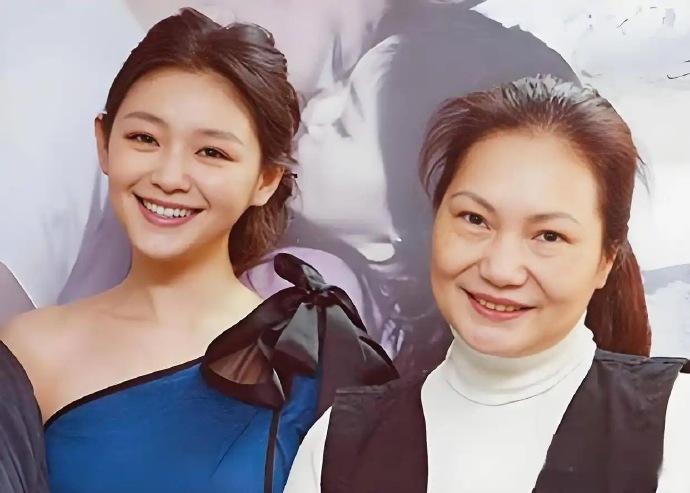 S妈妈、小S、具俊烨都在强调自己如何痛苦，没有人为了自己的不作为而感到自责，以自