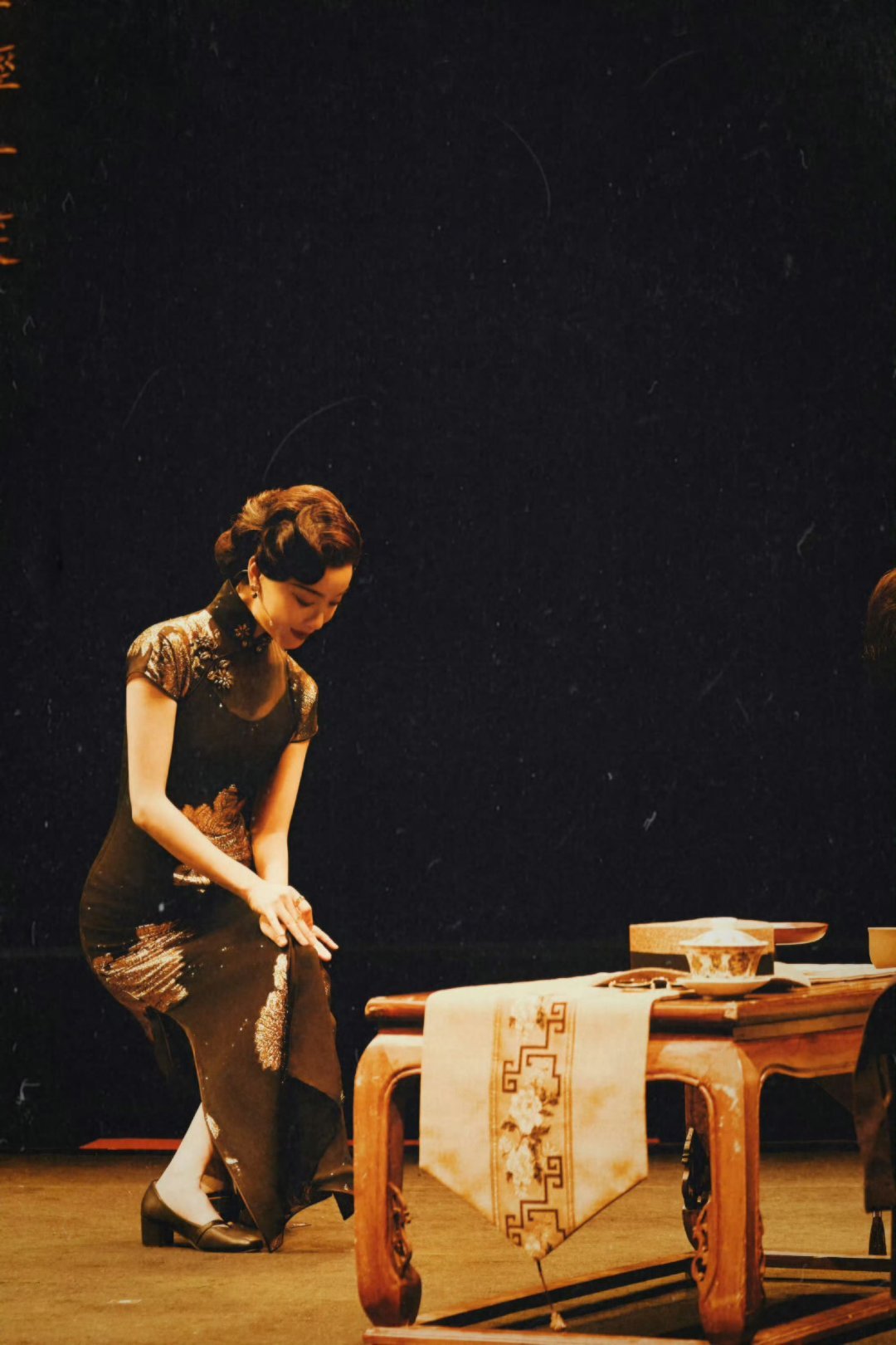 倪妮这张脸就该多穿旗袍把旗袍的美展现到极致了