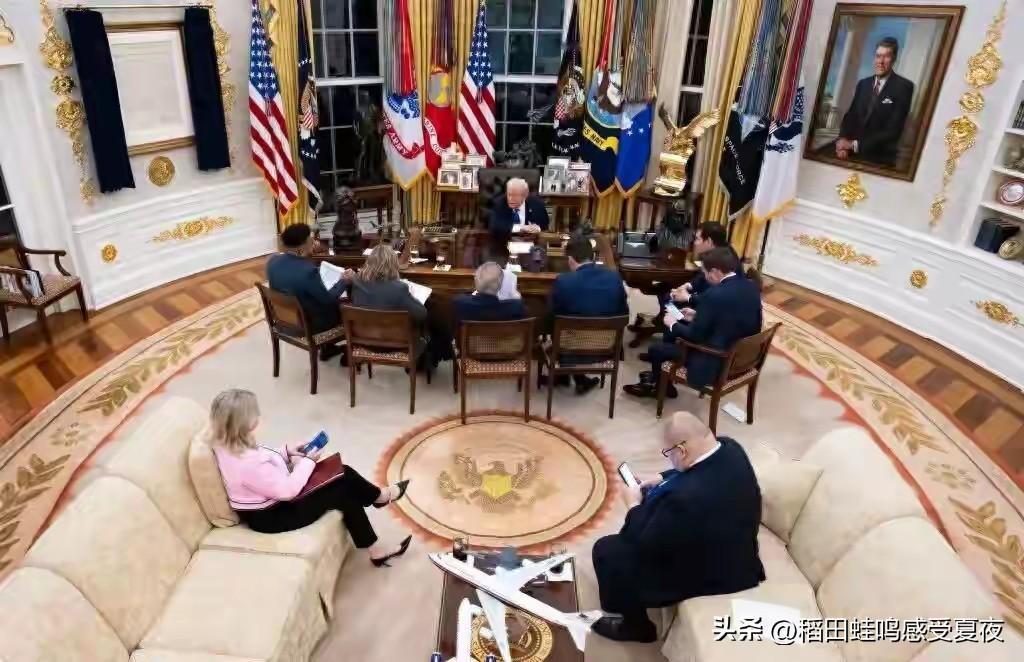 特朗普的铁杆友国要访华，他却转身大谈中俄，连着说两个“必须”