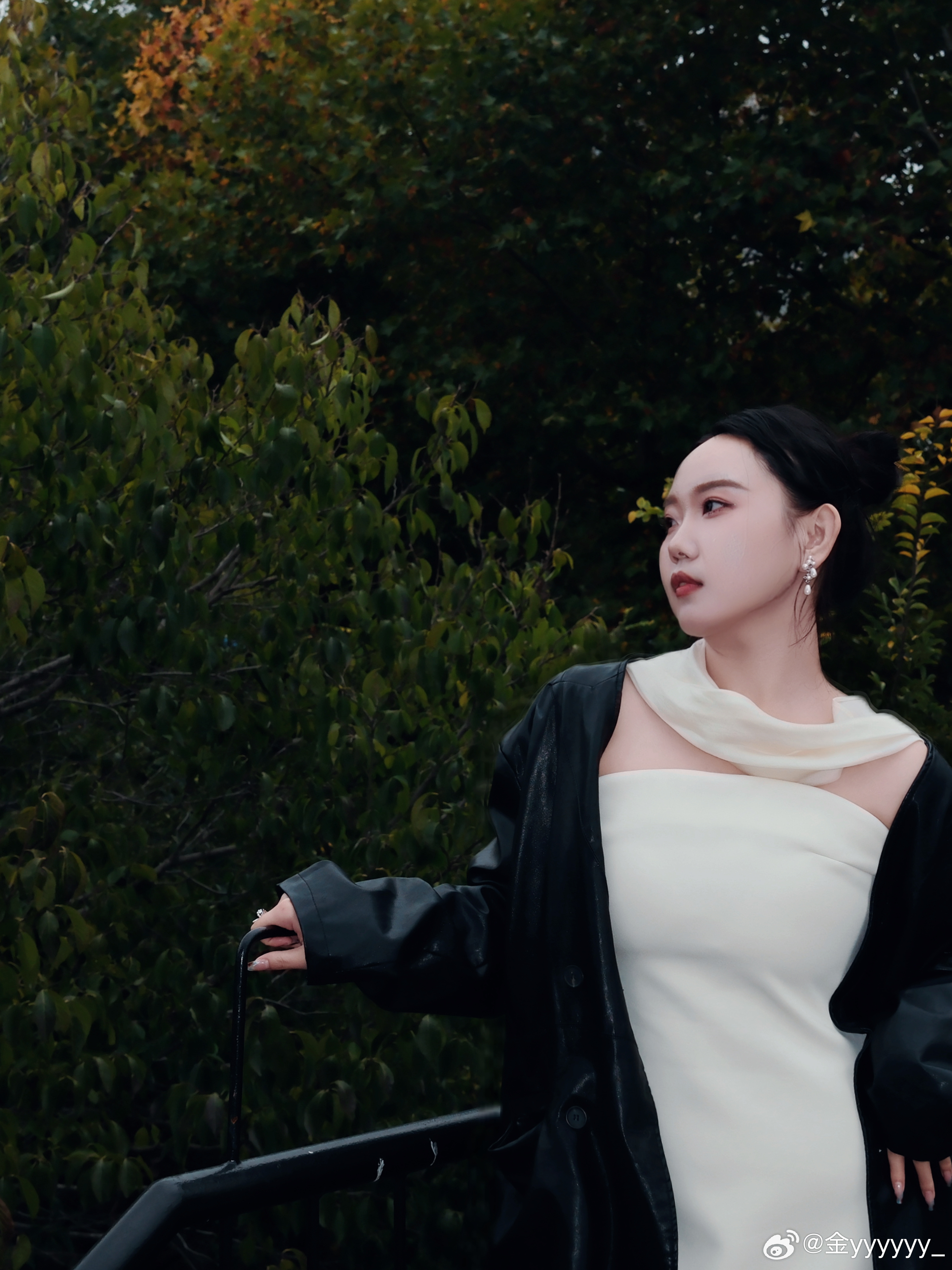 大树会拥抱每一个抬头的人🌳（爱惨了这一组）