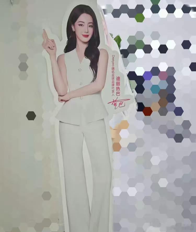 德佑你小子简直不要太爱 