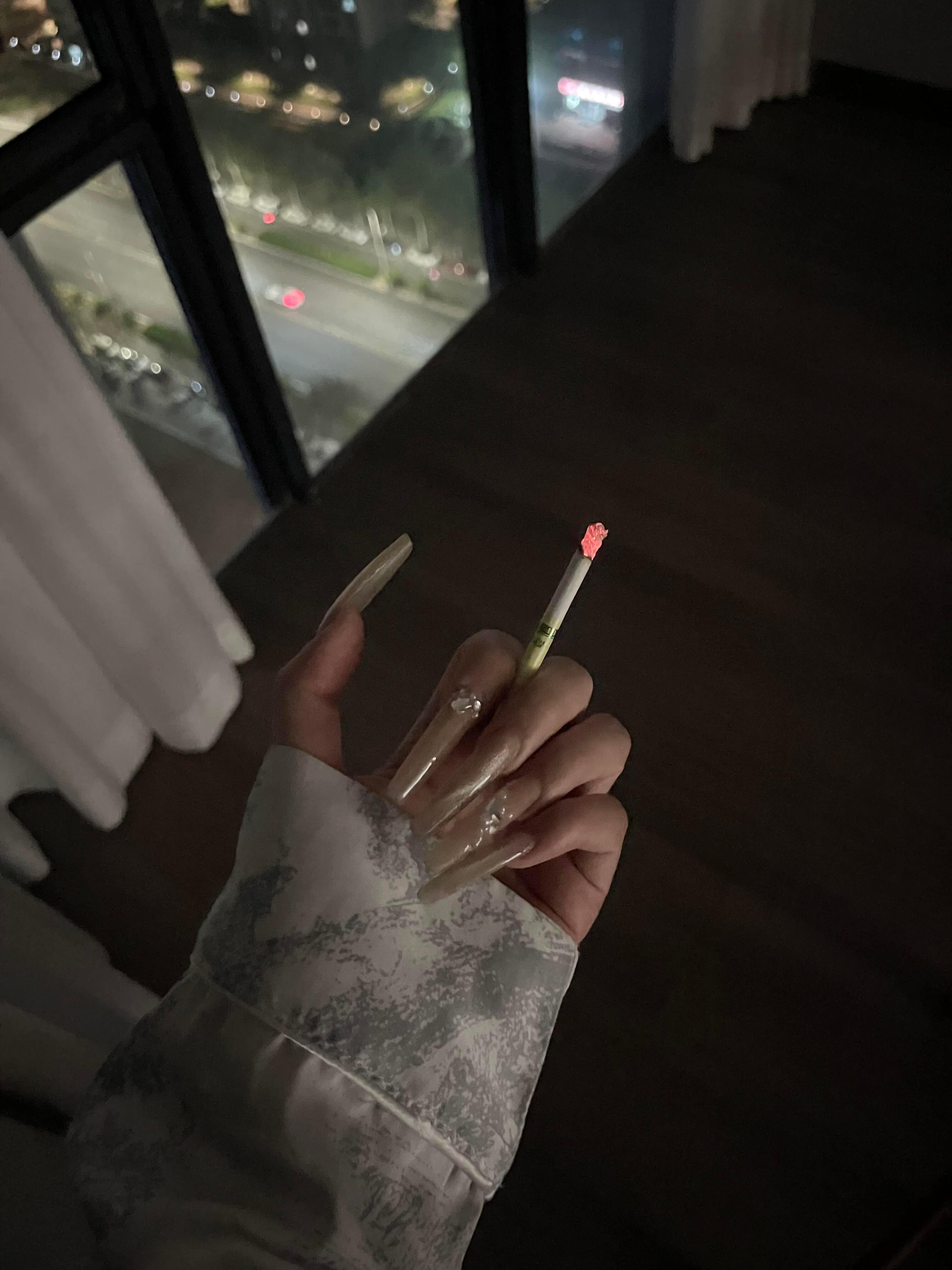 以前车马很慢,一辈子遇不到几个神经病,现在科技发达,足不出户就能千里之外的怂比气