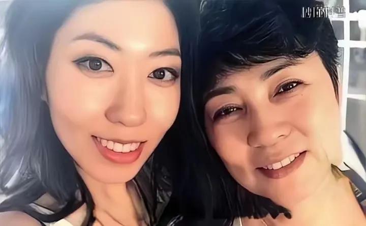 留学生圈子这滩水，深得能养鲨鱼！别人微信列表是同学录，他们这儿能凑出半部“刑法典