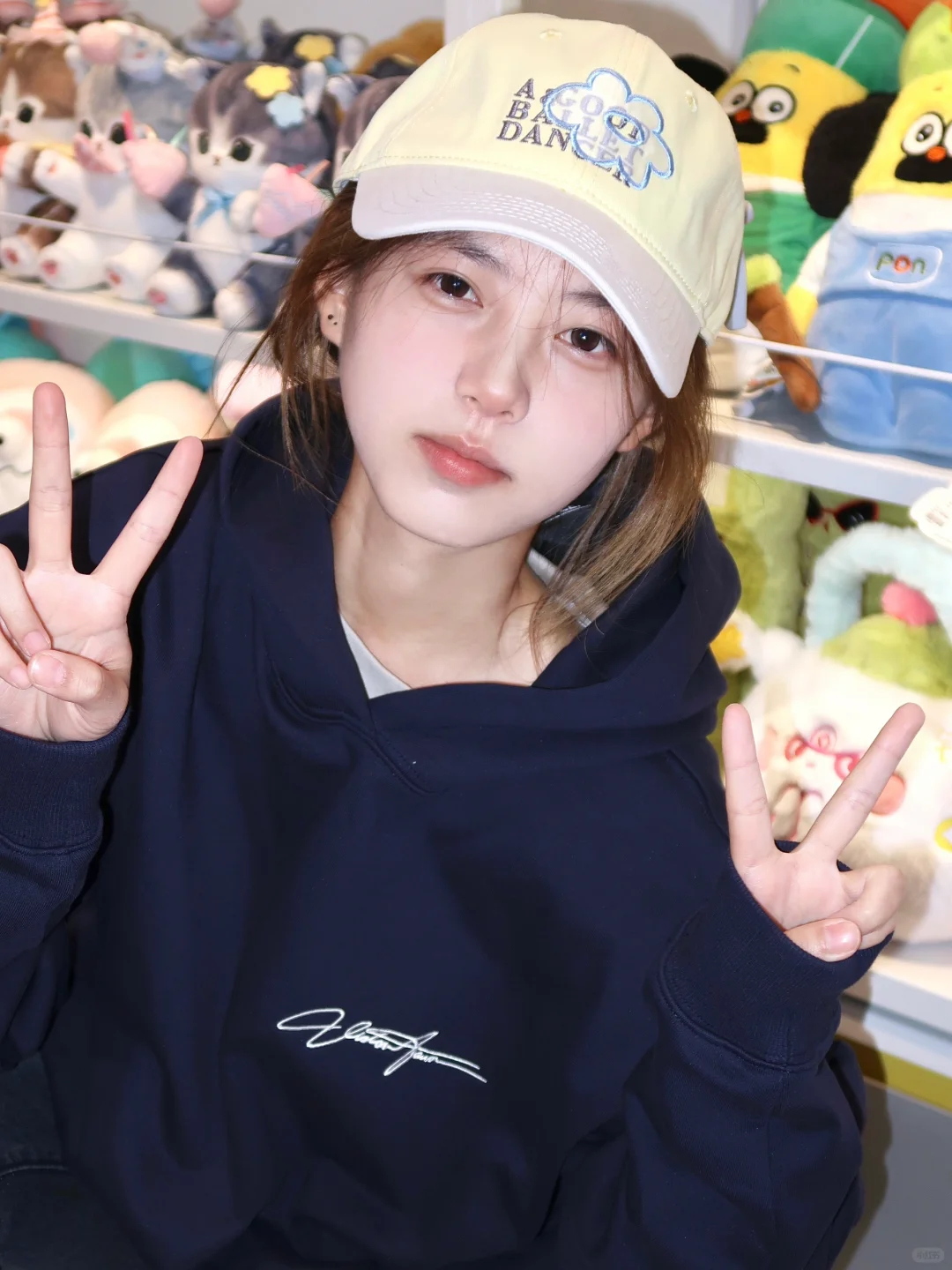 ＞𐋣＜