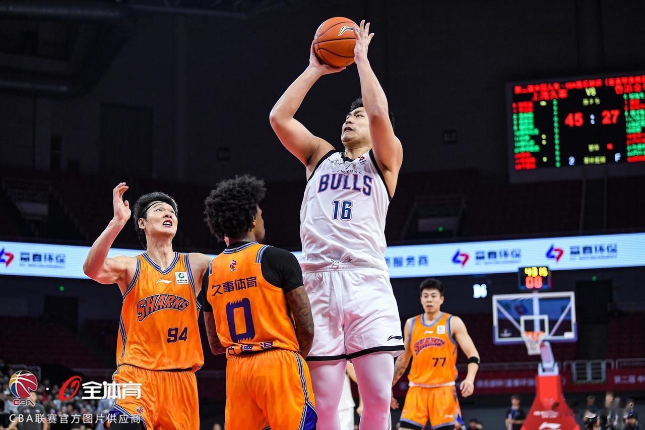 虽然代表NBL联赛出战CBA俱乐部杯的三支球队无一跻身第二阶段，但三支球队在此次