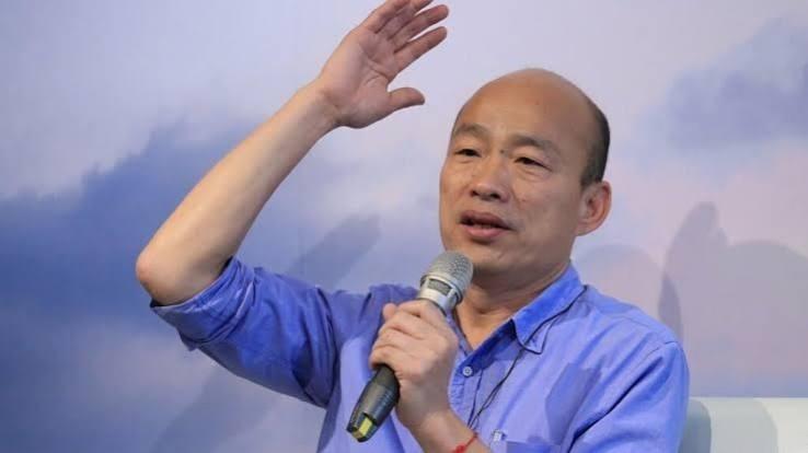 一句重话后，季麟连向韩国瑜低头：49年铁哥们，误会已经翻篇

蓝营内部一场从军购
