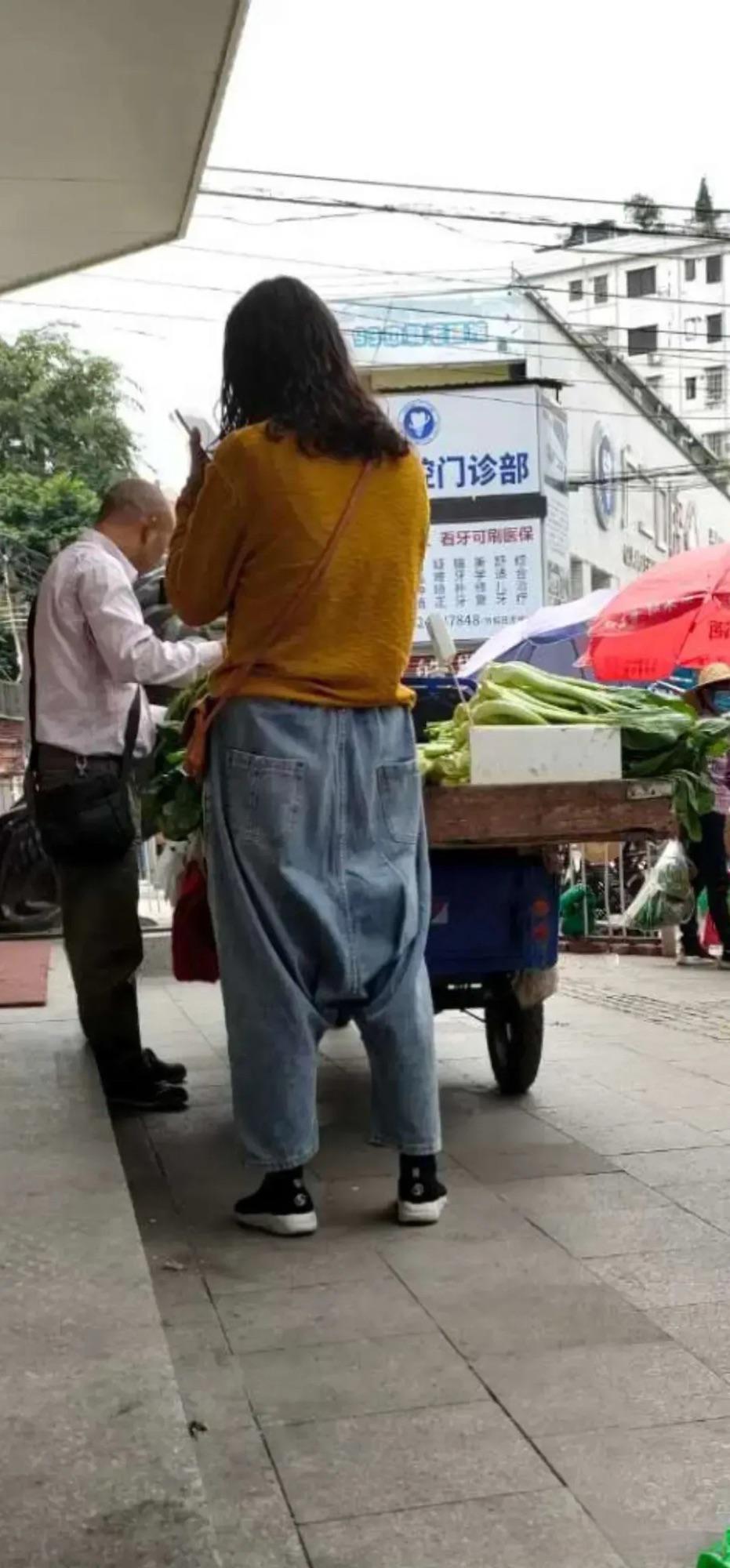 这嘻哈版的服饰一般人驾驭不了