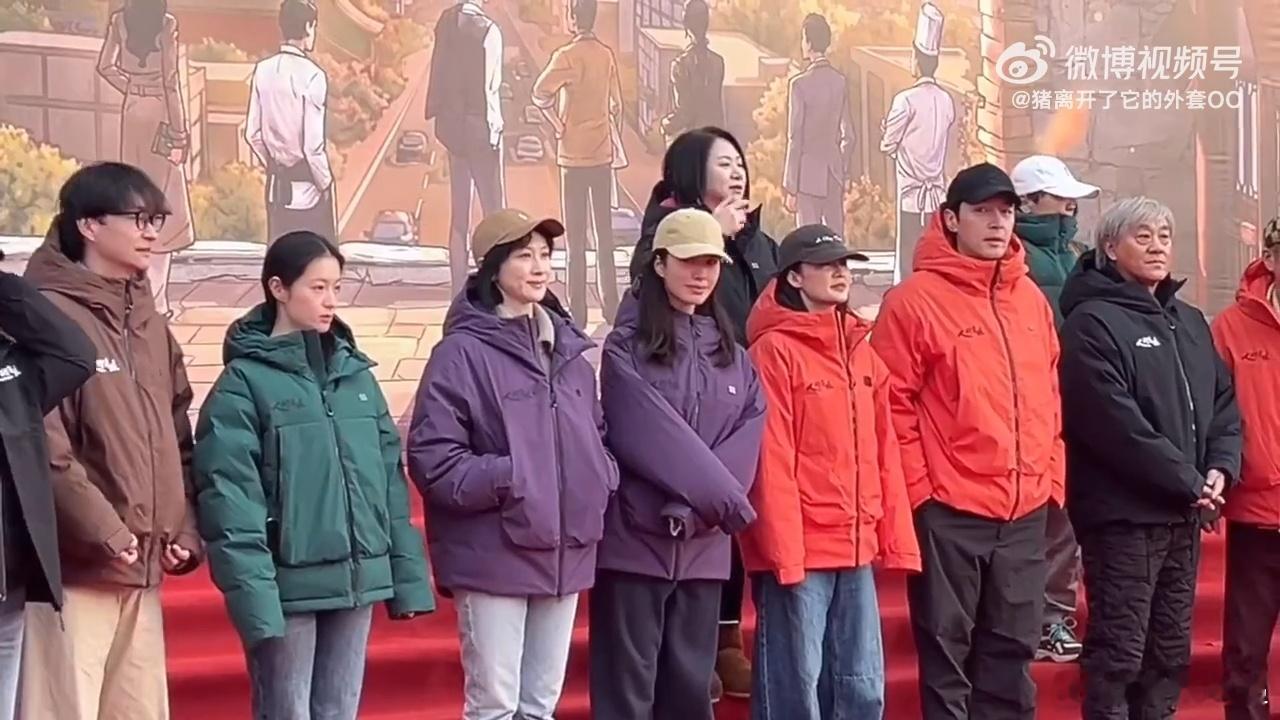 胡歌李沁开机路透胡歌李沁开机同框 挺好 