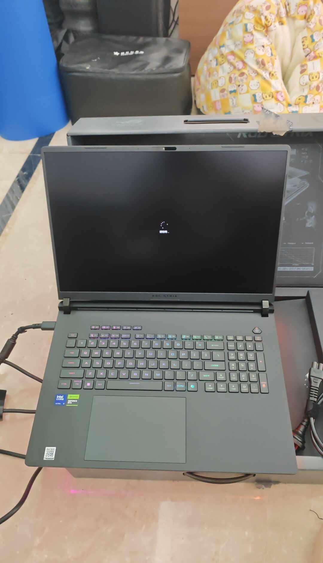 枪神10plus 5090 稍微安全下车
其实考虑过其他一线外星人雷蛇微星等等品