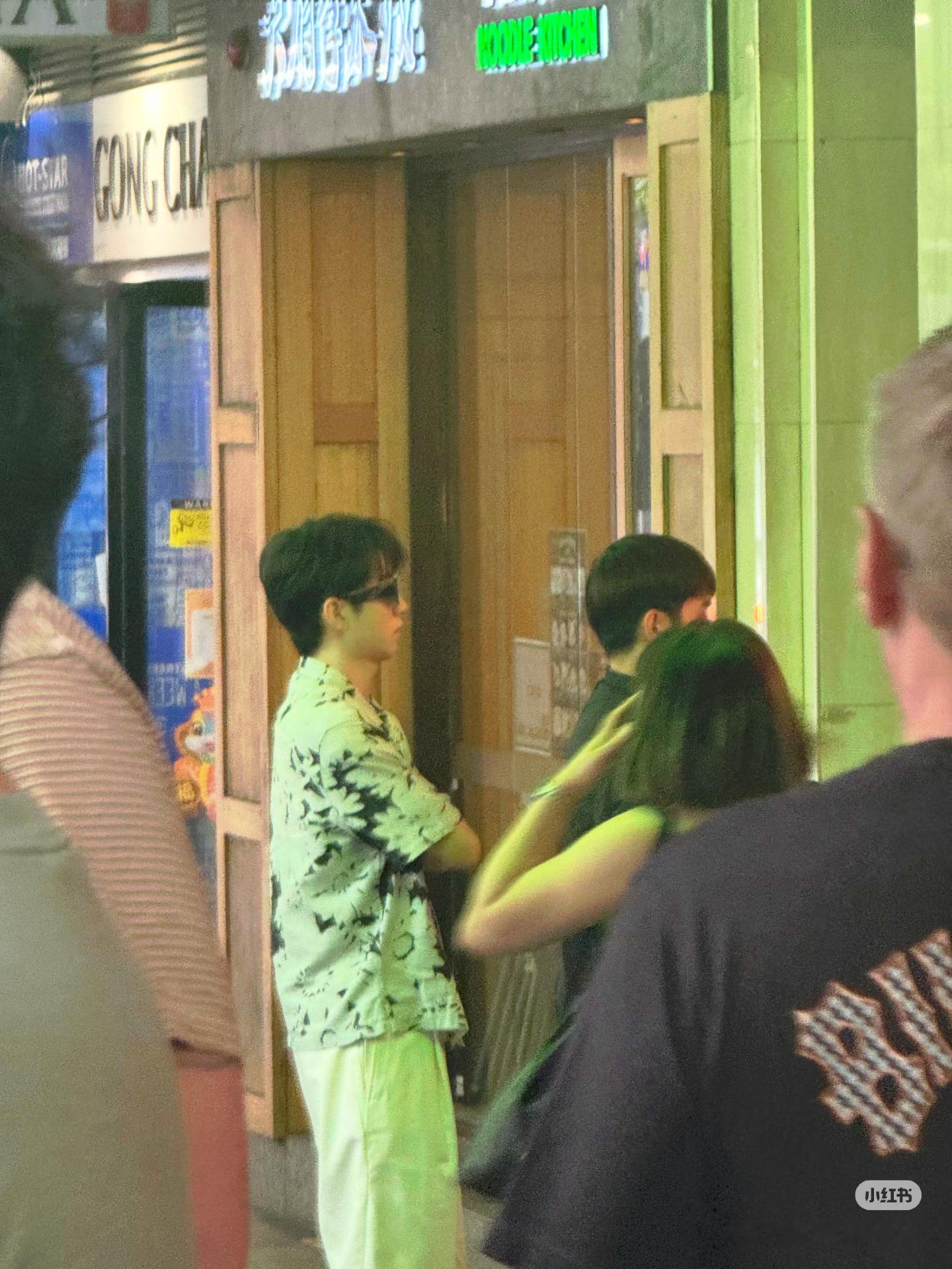 王俊凯 omo帅宝宝！ 