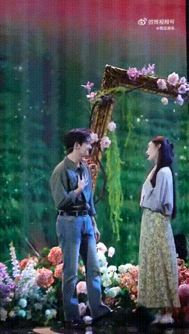 谁给夏之光张艺凡递个本子 夏之光阳光干净，张艺凡清冷温柔，颜值身高气质全匹配，跪