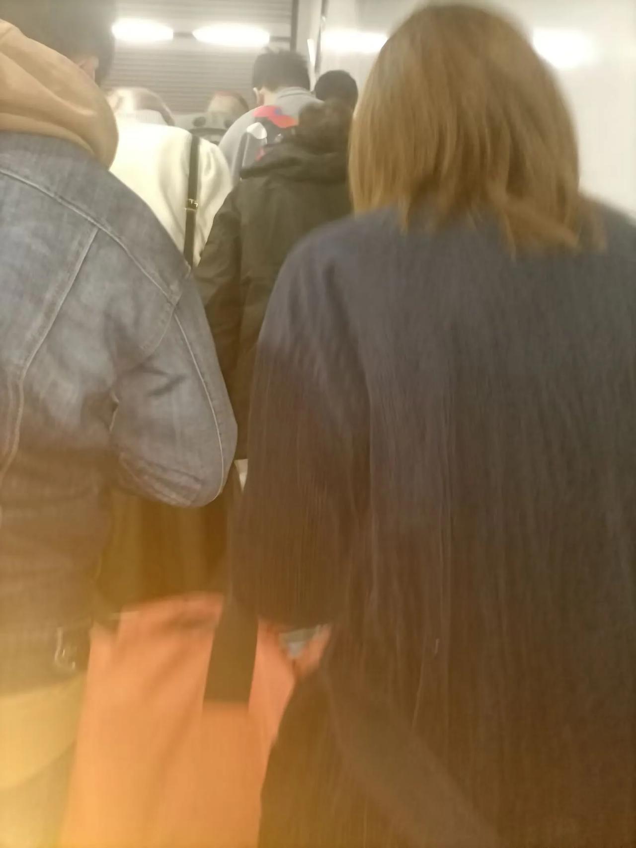 巴菲特说：我们宁愿得到一个可以确定的好结果，也不愿意追求一个只是有可能会实现的伟