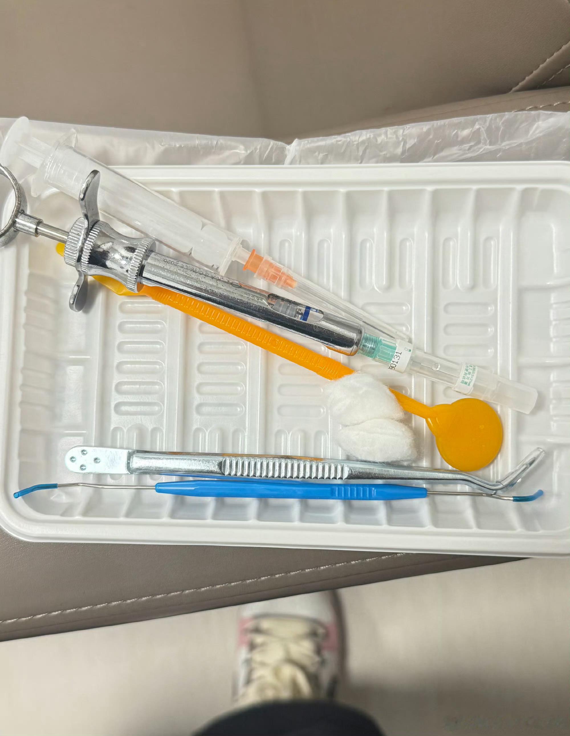 陈少熙直面风暴陈少熙你有点太牛了我说！就这样五分钟就拔了两颗智齿？！[捂嘴哭][