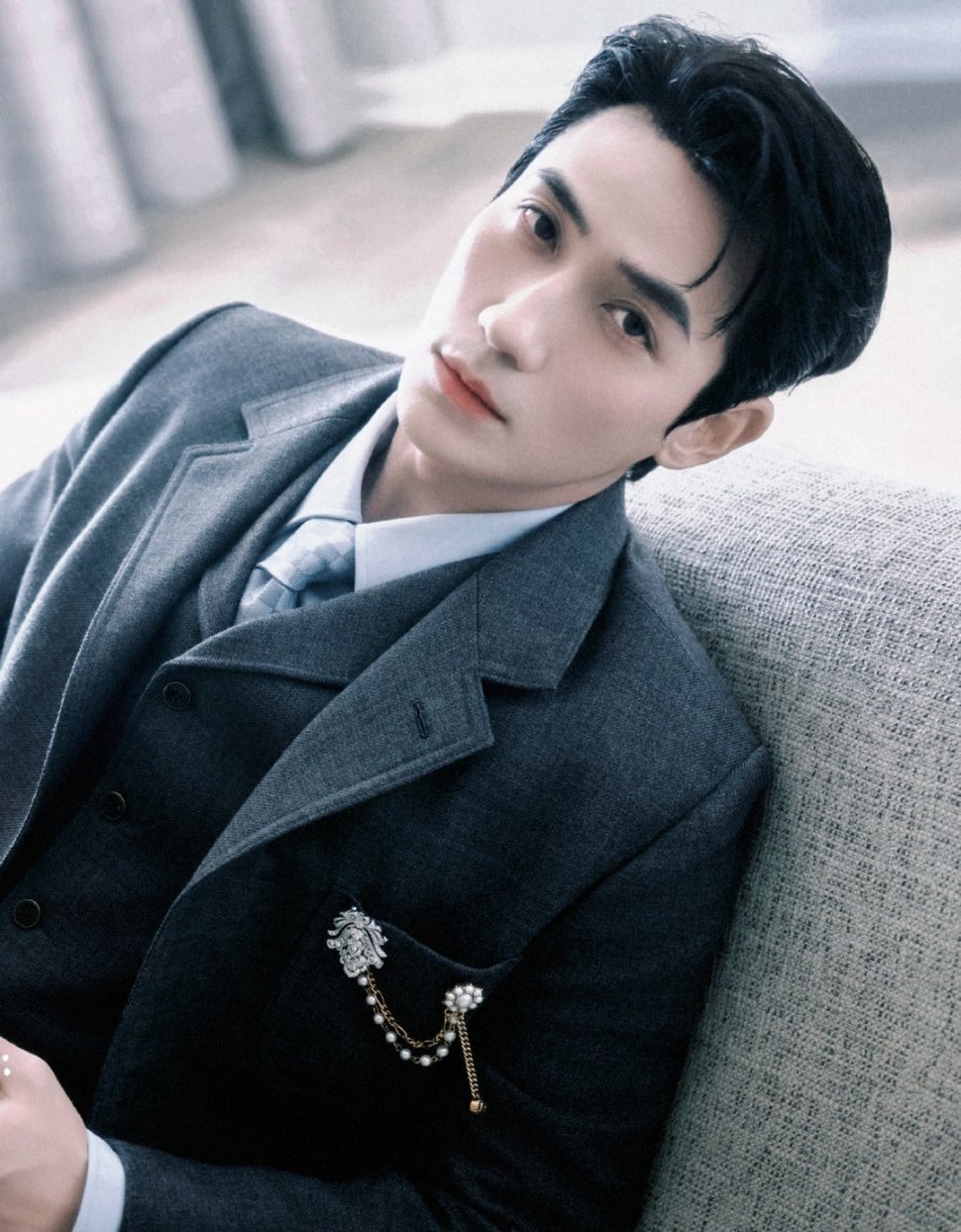 朱一龙杂志Vogue12月刊 ​​​