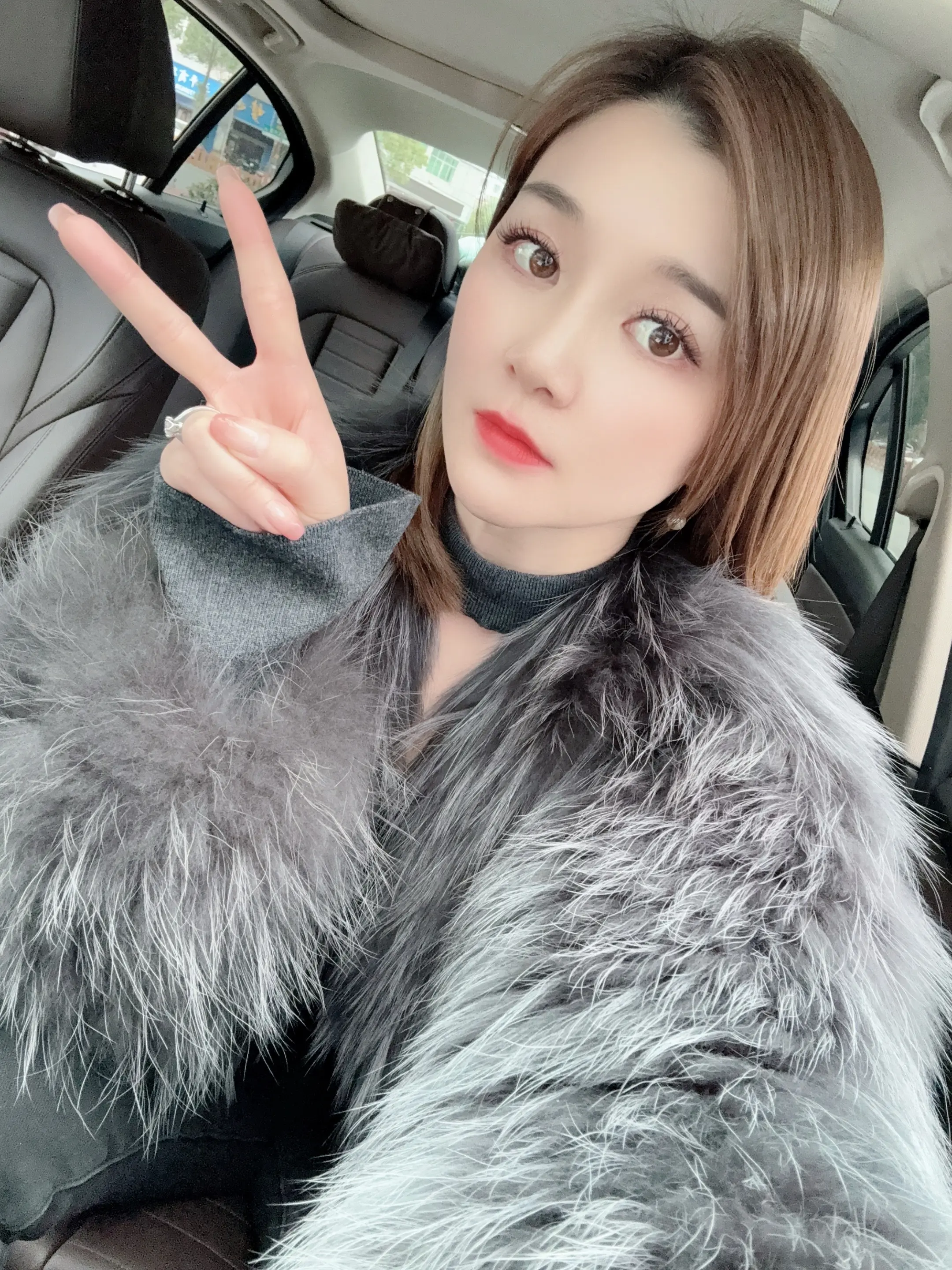 栽好梧桐树，引来凤凰栖。 慢慢来，好戏都在烟火里。          ...