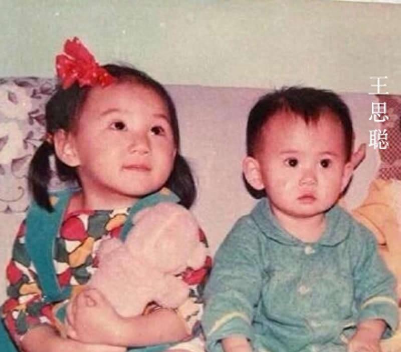 这大概是我见过最无聊的八卦了。
有人把王思聪小时候的照片，和王一鸣女儿闪闪的照片