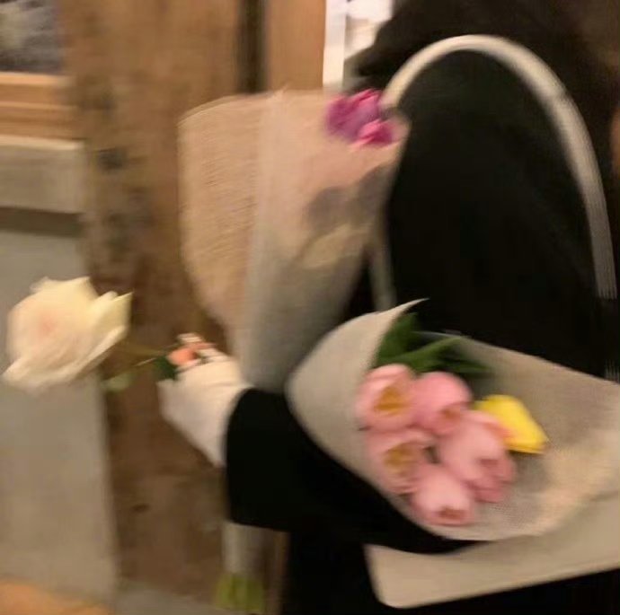 结婚是为了，变得幸福，离婚也是，不结婚也是，请不要站在你以为的道德制高点，去评判