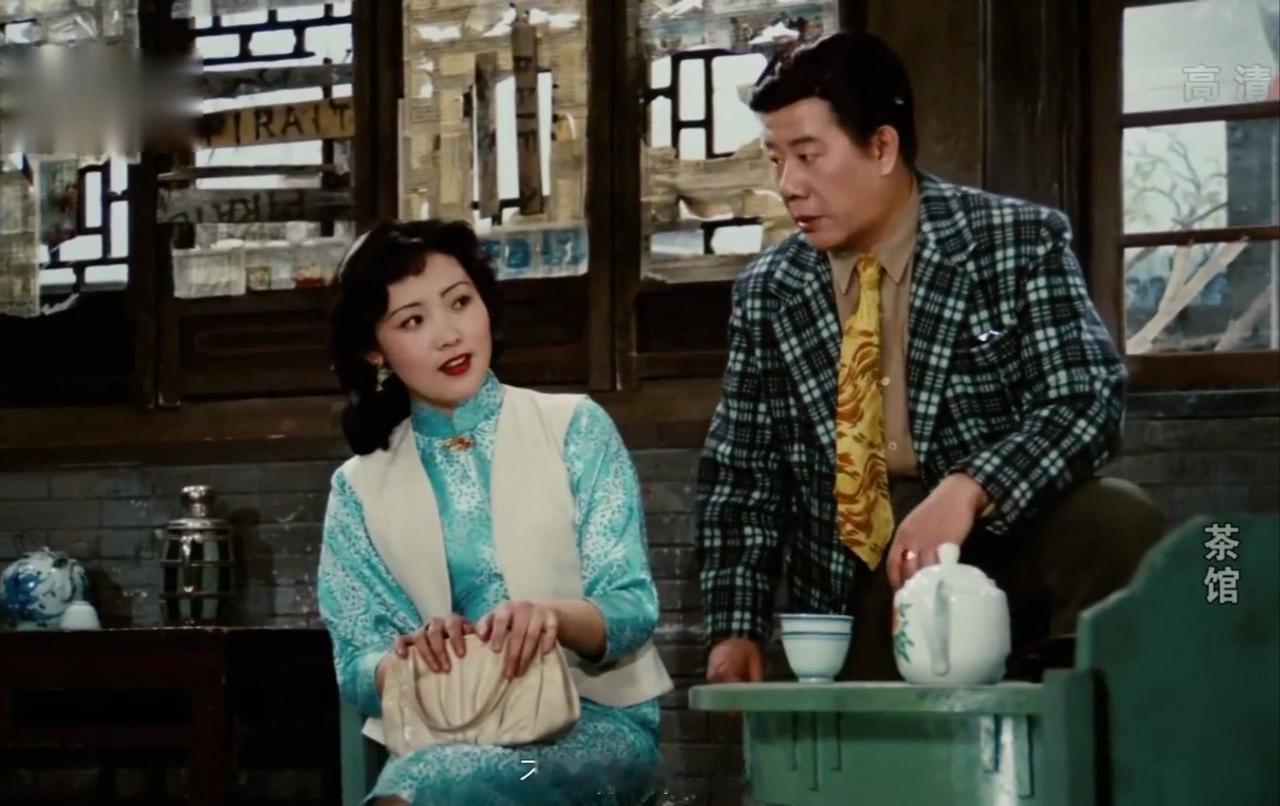 北京电影制片厂12部经典老电影
1.我这一辈子，1950年
2.祝福，1956年