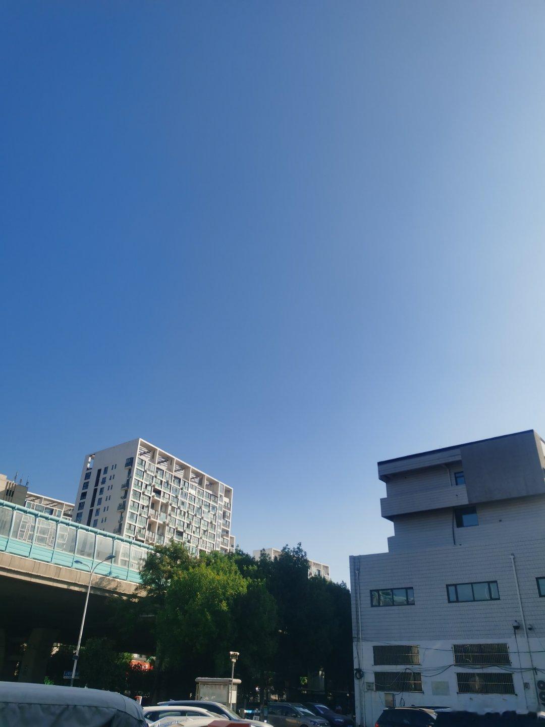 李昊和于金永，简直像是撞上了如出一辙的棘手难题！眼看联赛临近收官，这段时间但凡在