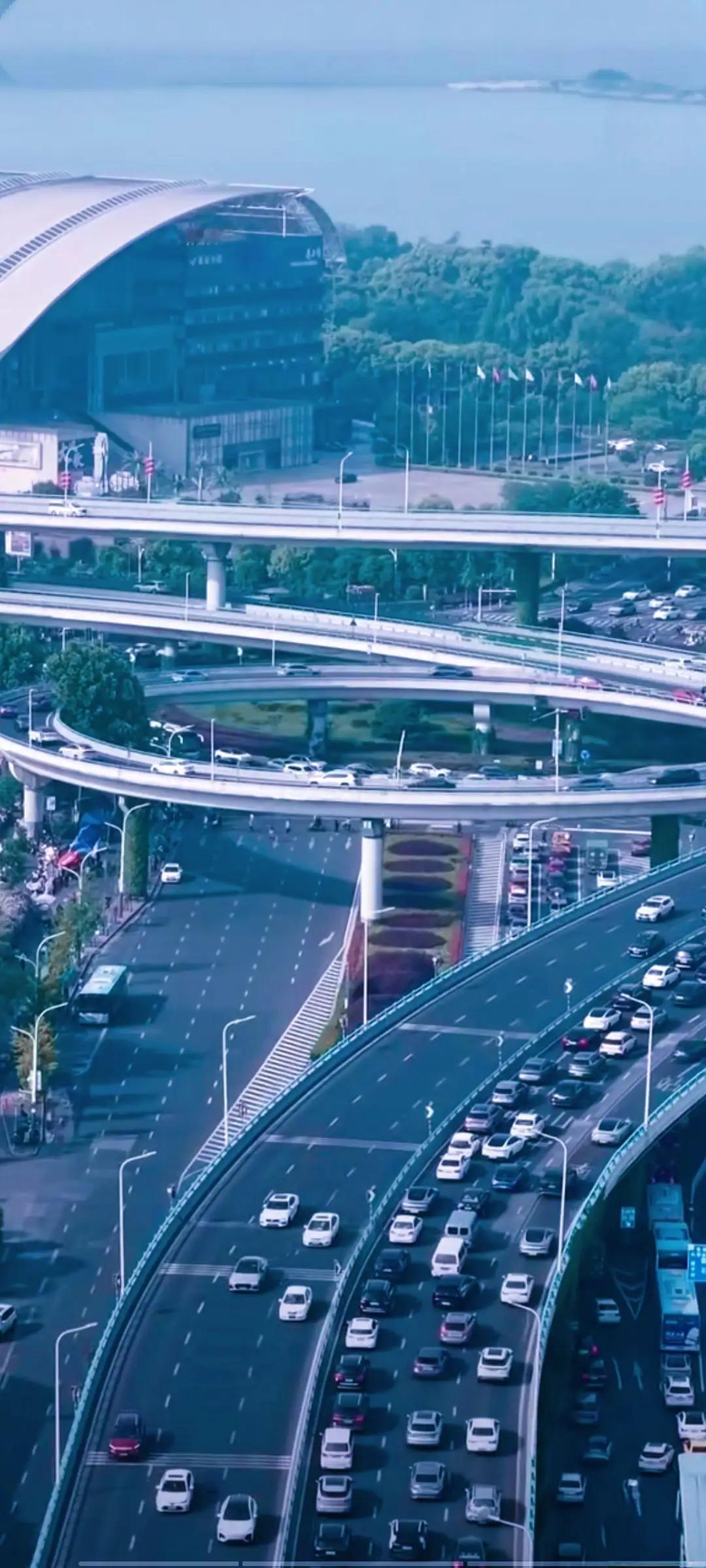 《南京新庄立交又要改造了，十月底动工……》
  目前，《南京市2026年城市建设