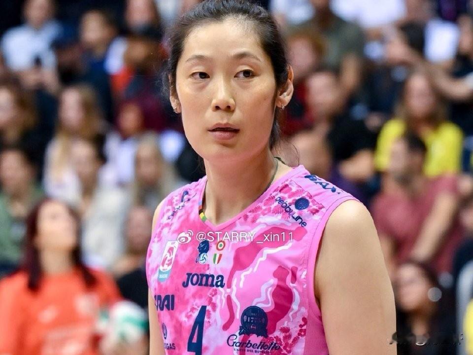 意甲赛场再掀中国风暴！朱婷面对强敌科内利亚诺，用3局比赛交出封神答卷，即便球队1