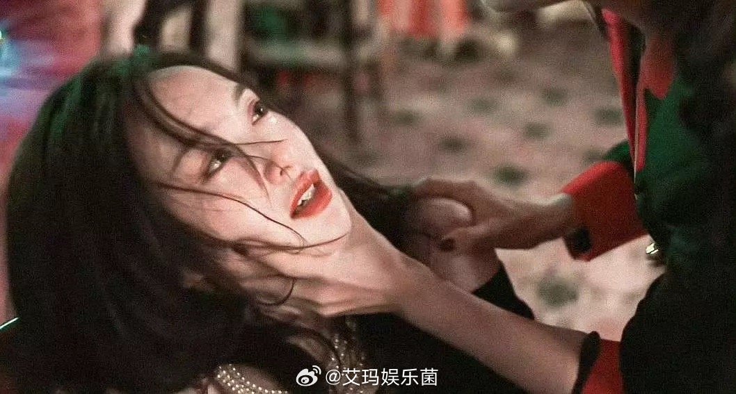 这是唐嫣吗，美得好有故事感，破碎感拉满 ​​​