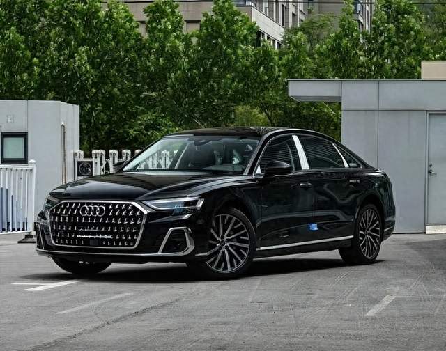 老登说车：56万买台奥迪A8L，我试完说句掏心窝的话