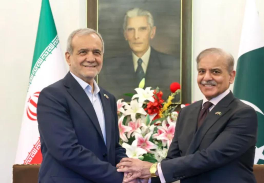 你们以为美伊谈判失败了，伊朗白去了伊斯兰堡一趟，实际上，白去的只有美国，伊朗收获