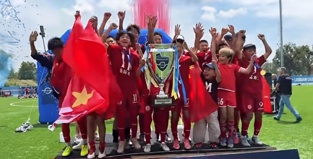 "中国足球小将"（U12）在意大利国际青少年杯夺冠、决赛点球击败英超埃弗顿U12